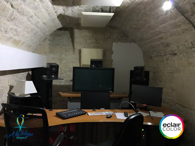 Sound editing room in A la Plage Studio: EclairColor certified